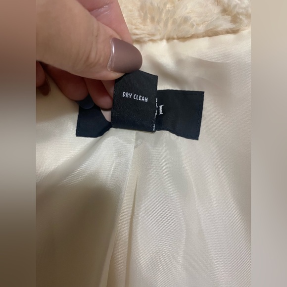 Used Womens soft Cream Alfani Polyester Coat- size 16 - Picture 7 of 11